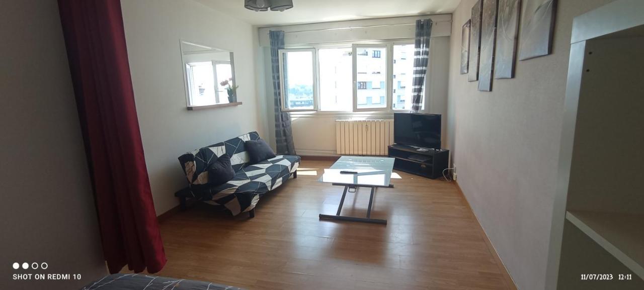 Apartament F1Bis Agreable A La Mairie Limoges Zewnętrze zdjęcie